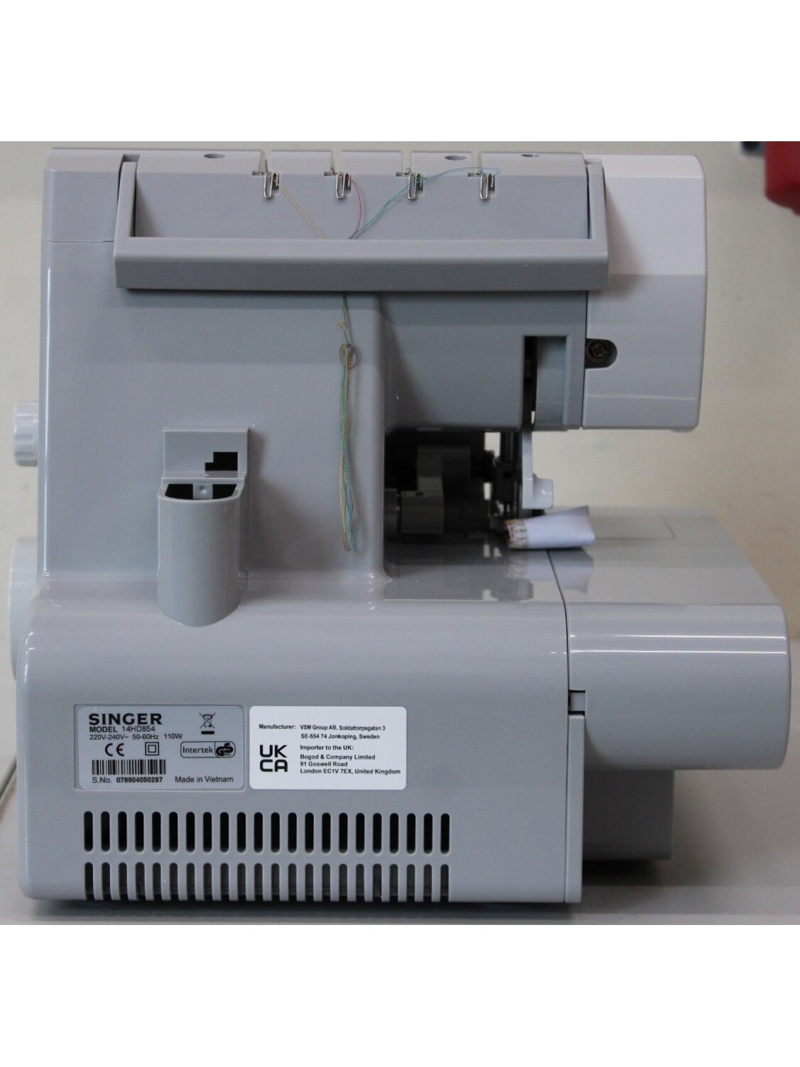 Source identifies Singer 14HD-854 serger; not verified as SE9180